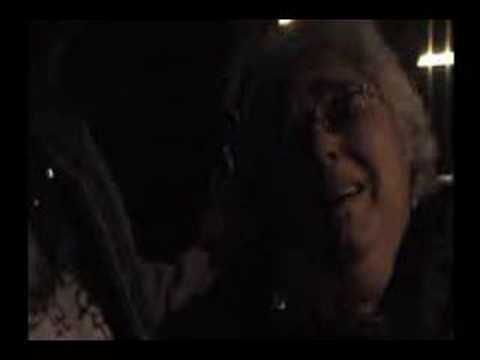 La Comay se gufea a Frances