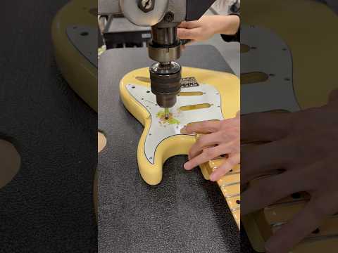 Yngwie Malmsteen Fender Custom Shop Strat gets a kill switch!