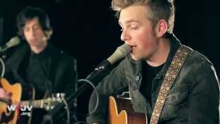 Greg Holden - &quot;Boys in the Street&quot; (Live at WFUV)