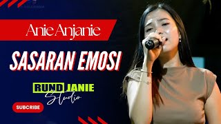 Download lagu Sasaran Emosi - Anie Anjanie (Live Cover) RUNDJANIE STUDIO mp3