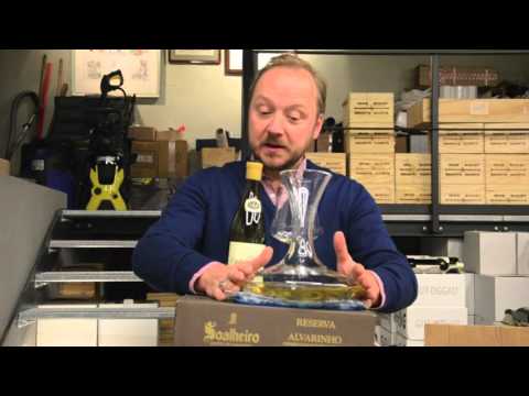 Folge 241 Wein am Limit - Warum und wie karaffiere ich einen Weißwein?