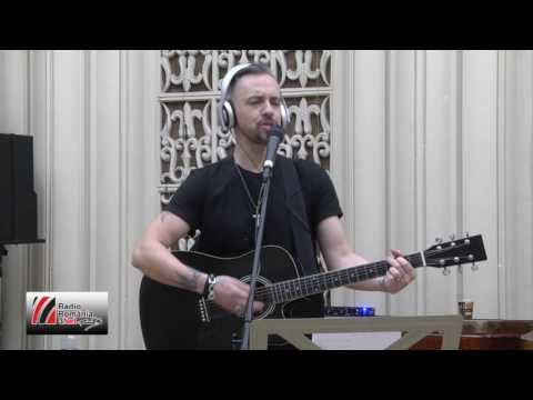 Paul Panait - Love game (Live session) @Radio3Net