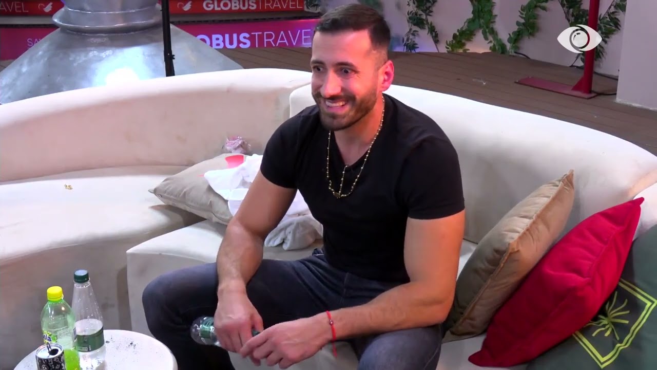 Si e bëre atë vajzën të ndihet…/ Jozi vijon debatin, Laerti: Pse s’bëhesh aktor? E luan mirë…