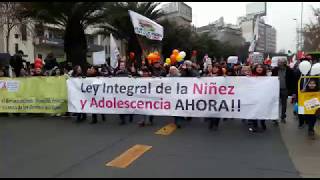 Marcha por una Ley Integral de Garantia de los Derechos de la Niñez en Chile
