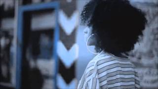 Ravyn Lenae - Blossom Dearie (Slowed Down)