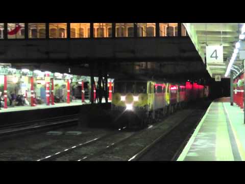 86637/90049 with 86610 DIT 4m11 liner 28th August 2013