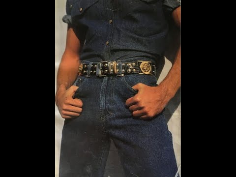 GIANNI VERSACE MEN SPRING SUMMER (MILÁN) 1992.