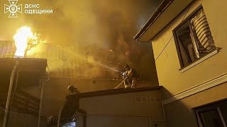 Ukraine: russischer Angriff auf Odesa tötet zwei, trifft Kliniken und Schulen