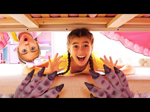 Mia aprende a dormir sola y la historia es sobre el monstruo debajo de la cama