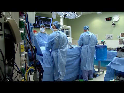 Mayo Clinic Minute: Endoscopic spinal fusion