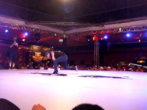 Red Bull BC One - Lil G vs Salo pt.1 - Qualify Salvador