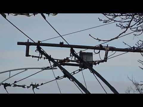 Automatic high-speed trolleybus arrow in Bucharest. How trolleybuses turn right and left