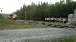 preview picture of video 'Alaska Railroad Denali Star Passenger train Southbound at Fort Richardson Army base Eagle River'