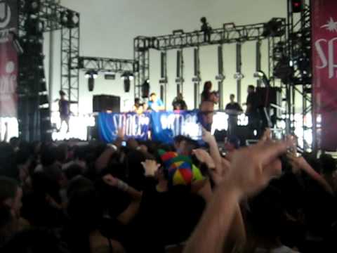 Laidback Luke Live @ Ultra 2010 Get Yo Freak On Missy Remix