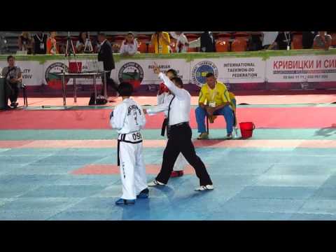 Kim Hyang Sim (DPRK) v Alina Nashchinets (UKR) Female -57kg Sparring Final
