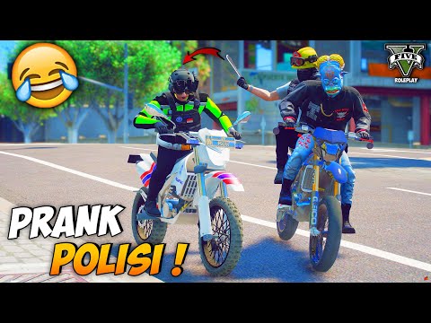 FIGHT TRICKSTERS, EMS, POLICE, WE FIGHT ALL OF THEM! (FUNNY MOMENTS) - GTA V ROLEPLAY INDONESIA
