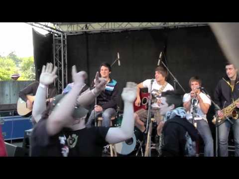 Awaiting Crunch  @ Feel the Pressure 2010