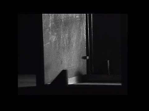 Extreme Slow Motion Footage Of Frangible Bullet Hitting Steel Plate