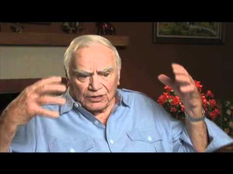 Ernest Borgnine on "All Quiet on the Western Front" - EMMYTVLEGENDS.ORG