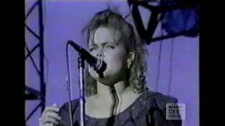 The Go-Go&#39;s - London Boys (live 1981)
