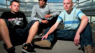 Music video thumbnail preview for Aquasky - Sea Monkey by Aquasky