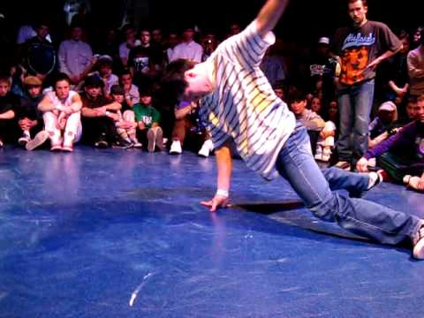 Footwork Final - Born vs Vlad