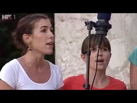 Drukčije : Nola & MVS Nešpula