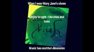 Mary Jane Shoes - Fergie  Feat. Rita Marley (Lyrics)