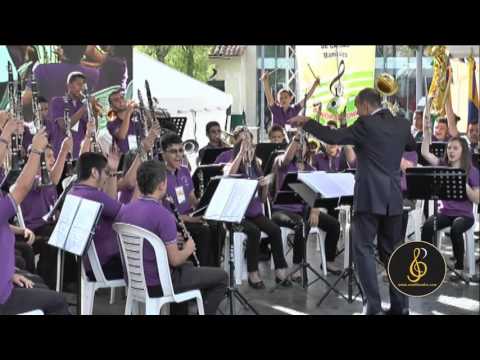 Banda Estudiantil Instituto Universitario de Caldas - Al Ritmo de Pelusa