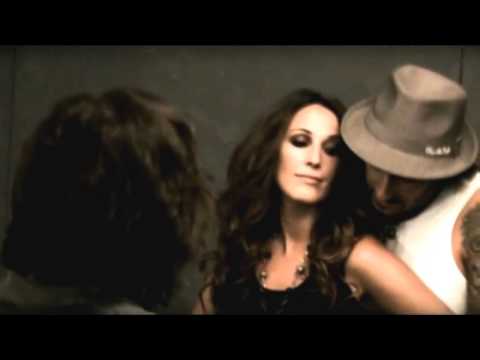Malú y Melendi Making Off sesión de fotos Cristian Lay (2009)