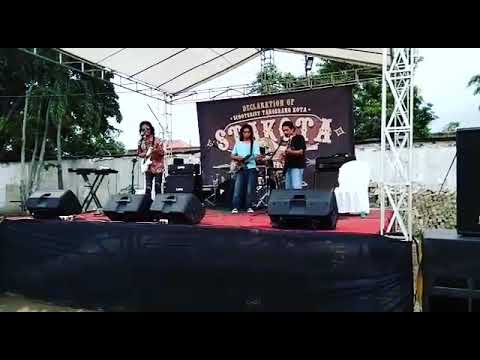 BOKIR N FRIENDS_MIA UTAMI