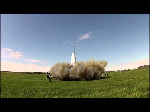 Mars Lander - Lift Off - 3X Upscale of the Original Estes Model