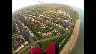 preview picture of video 'Friday afternoon off work (Weeley to Mersea Island by paramotor) 30/11/12'