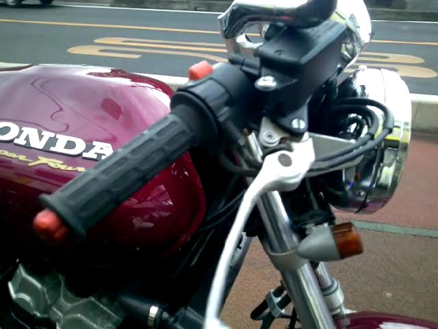 CB400スーパーフォア/ホンダ 水冷4サイクル4気筒エンジン ヨシムラ