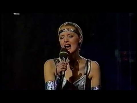 Izabela Martinović & grupa Stijene - Sama među zvijezdama (Dora 2000)