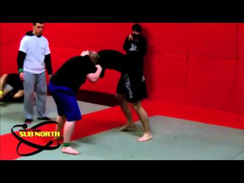 9) u80kgs Novice - Scott Sneddon (Stealth BJJ) vs. Andrew Davies (The Labs)