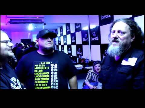 'Entrevista com a banda Raimundos no bar Opinião (2018)
