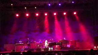 Norah Jones - Tragedy