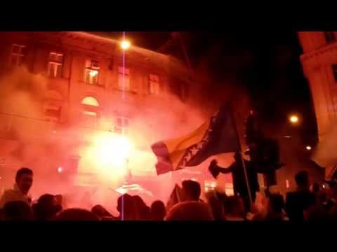 15.10.2013. god. Litvanija 0:1 Bosna i Hercegovina, slavlje u Ferhadiji