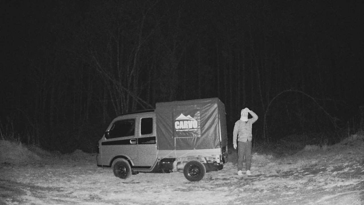 山奥で説明できない何かが近づいてくる車中泊