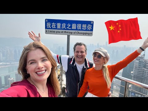 I WALKED ON TOP OF A SKYSCRAPER WITH @Reporterfy IN CHONGQING