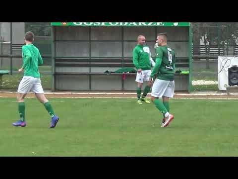 rozgrzewka przed meczem z Avia Kamionki