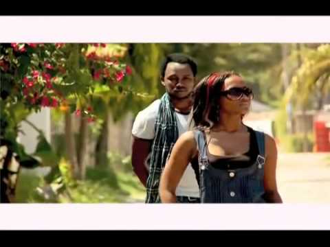 Hussein Machozi   Unanifaa