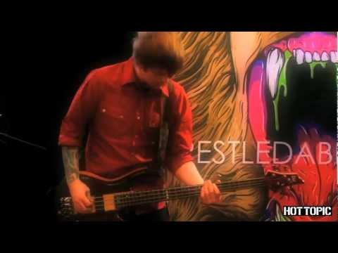 Hot Sessions Remastered: Iwrestledabearonce - "The Cat's Pajamas"