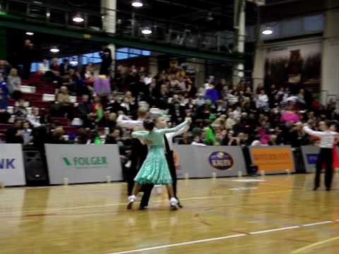 Julia Ternavskihh-Jevgeni Medvedev Estonian Championship BALLROOM  2010-Waltz  1place