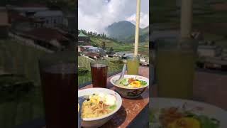 Download lagu Story WA Holiday - Tawangmangu Cafe mp3 Download lagu Story WA Holiday - Tawangmangu Cafe mp3