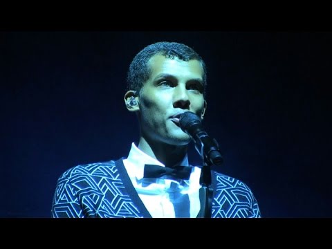 Stromae chante pour un public rwandais conquis