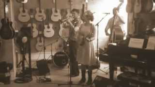 Flap! &quot;Enjoy Yourself&quot; Live In-Store