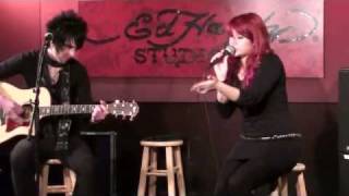 Allison Iraheta - Don&#39;t Waste The Pretty - LIVE performance - 102.7 Kiis FM radio (VIDEO FOOTAGE)
