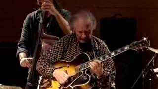 Sergio Coppotelli plays "Airegin" (Sonny Rollins)